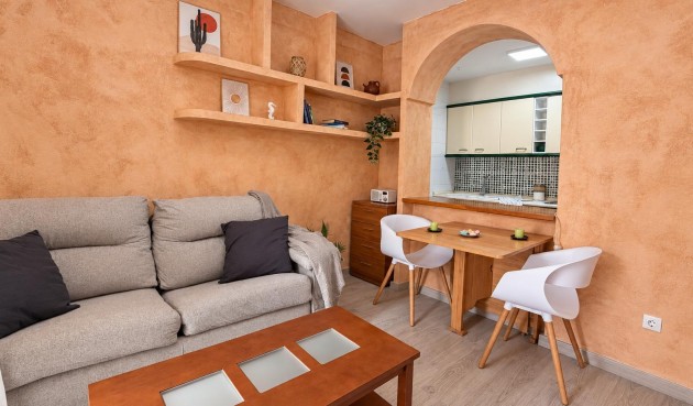 Resale - Apartment -
Torrevieja - Playa de los Locos
