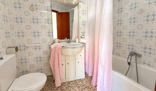 Resale - Apartment -
Torrevieja - Acequion