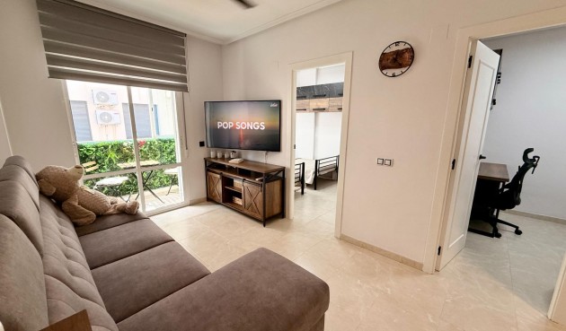 Resale - Apartment -
Torrevieja - Estacion De Autobuses