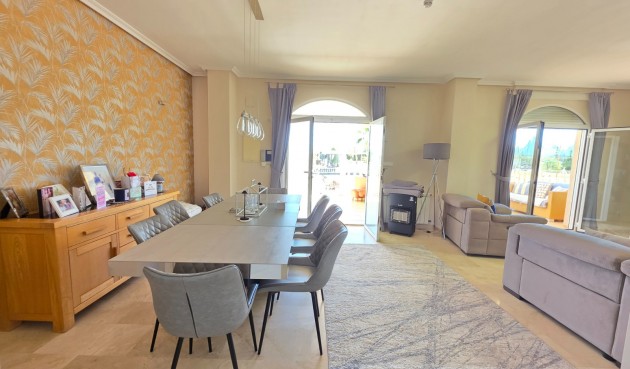 Resale - Villa -
Pinoso - Inland
