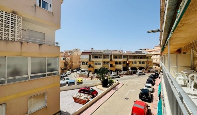 Resale - Apartment -
La Mata - Costa Blanca