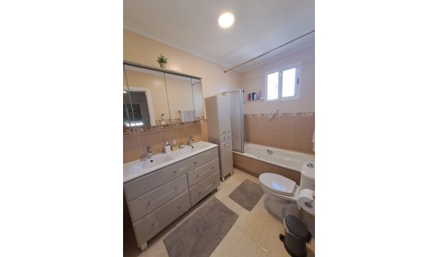 Resale - Villa -
Dolores - Costa Blanca