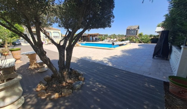 Resale - Villa -
Dolores - Costa Blanca