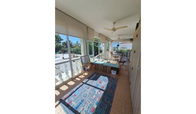 Resale - Villa -
Dolores - Costa Blanca