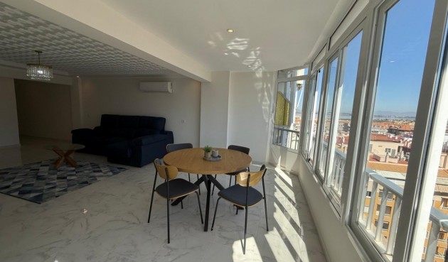 Resale - Apartment -
Playa Del Acequion - Costa Blanca