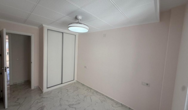 Resale - Apartment -
Playa Del Acequion - Costa Blanca
