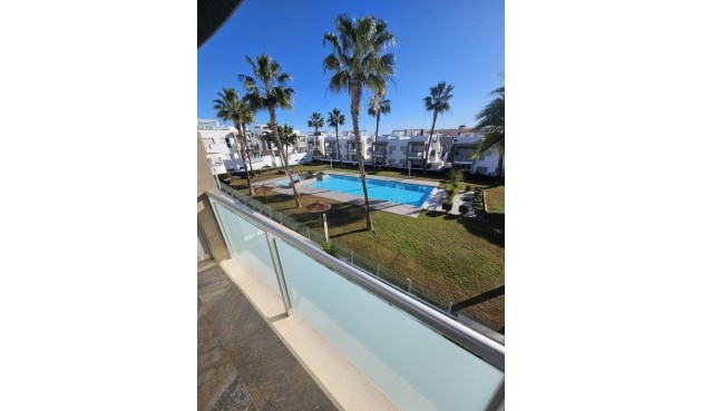 Resale - Semi Detached -
Torrevieja - Costa Blanca