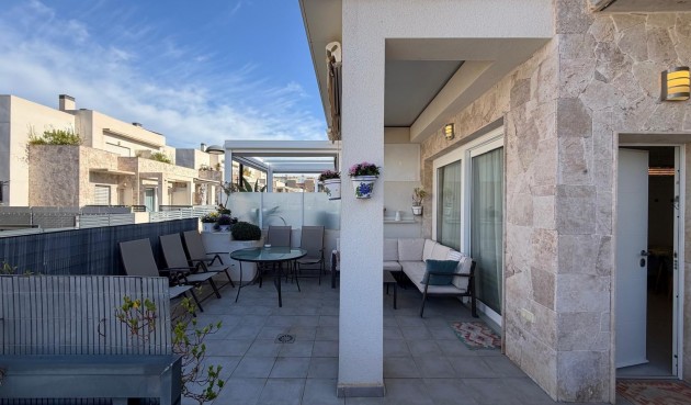 Resale - Town House -
Torrevieja - aguas nuevas