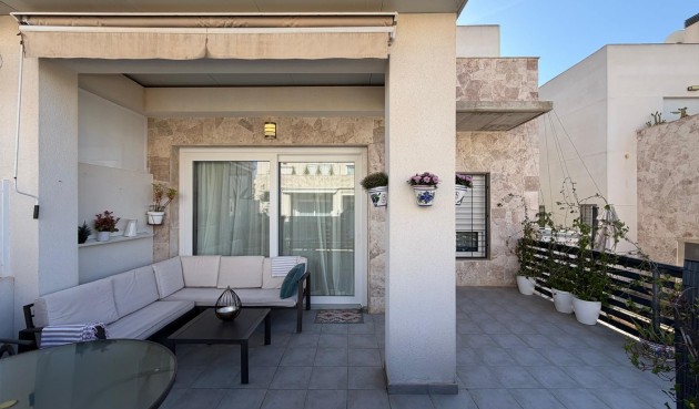 Resale - Town House -
Torrevieja - aguas nuevas