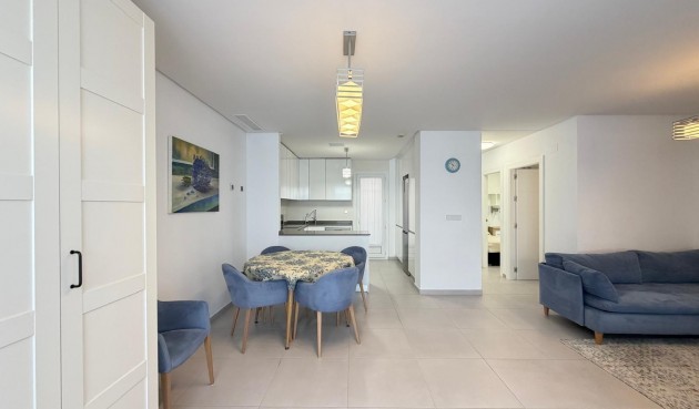 Resale - Town House -
Torrevieja - aguas nuevas