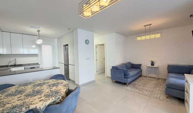Resale - Town House -
Torrevieja - aguas nuevas