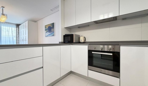 Resale - Town House -
Torrevieja - aguas nuevas