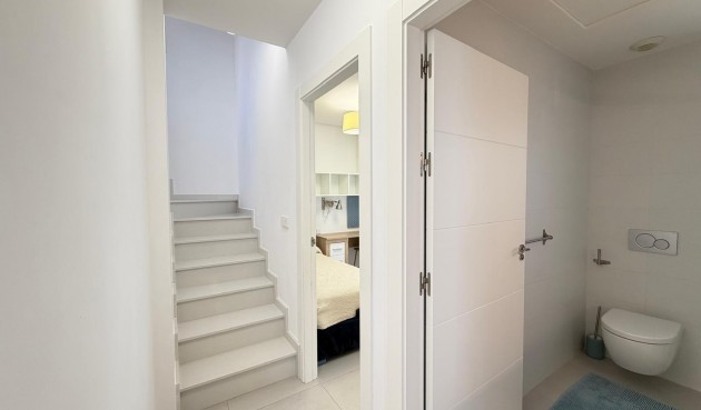 Resale - Town House -
Torrevieja - aguas nuevas