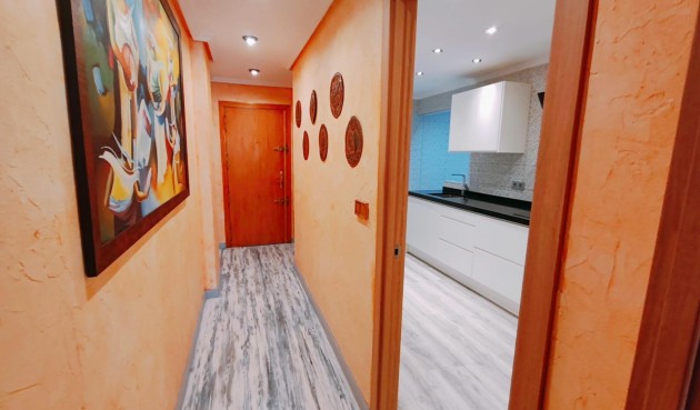 Resale - Apartment -
Torrevieja - Acequion