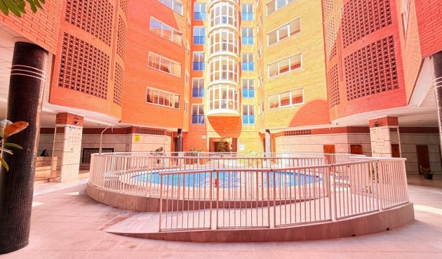 Resale - Apartment -
Torrevieja - Acequion