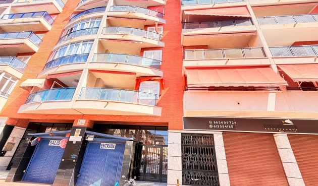 Resale - Apartment -
Torrevieja - Acequion