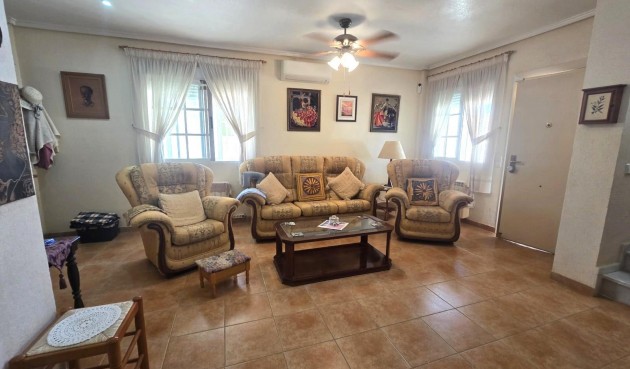 Resale - Villa -
Torrevieja - Los Balcones - Los Altos del Edén