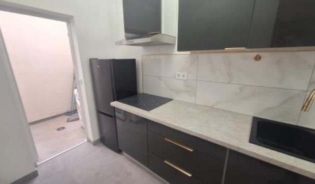 Resale - Bungalow -
Lo Pagan - Villananitos
