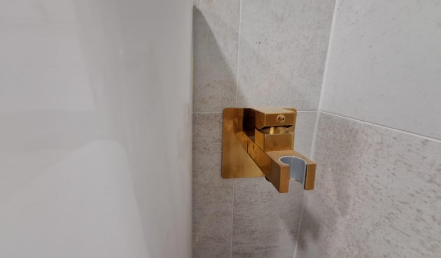 Resale - Apartment -
Torrevieja - Acequion