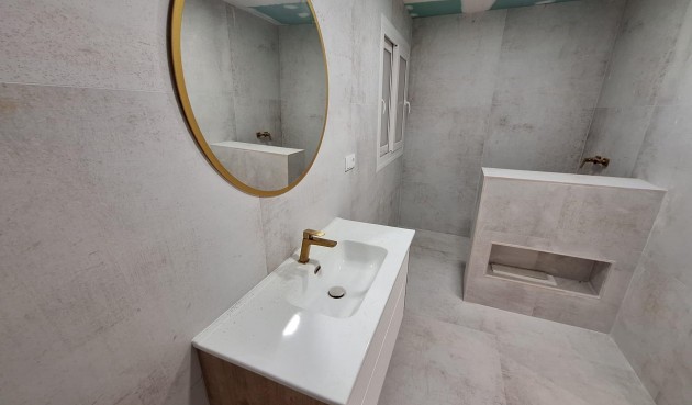 Resale - Apartment -
Torrevieja - Acequion