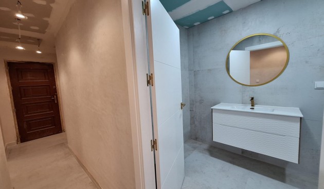 Resale - Apartment -
Torrevieja - Acequion