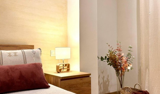 Resale - Apartment -
Lo Pagan - La Puntica