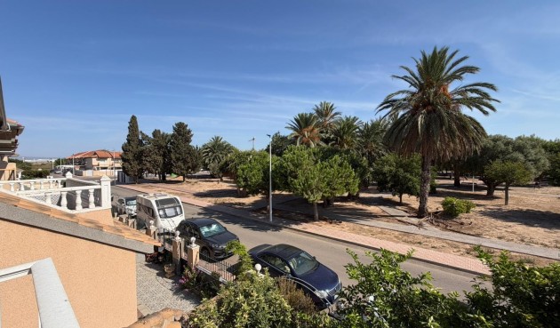 Resale - Villa -
Santiago de la Ribera - San Blas