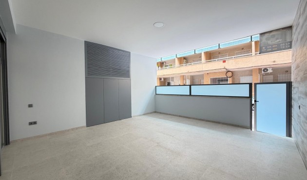 Resale - Apartment -
Torrevieja - Playa del Cura