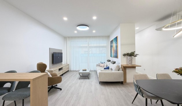 Resale - Apartment -
Torrevieja - Playa del Cura