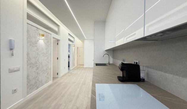 Resale - Apartment -
Torrevieja - Playa del Cura