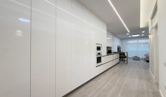 Resale - Apartment -
Torrevieja - Playa del Cura