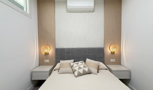 Resale - Apartment -
Torrevieja - Playa del Cura