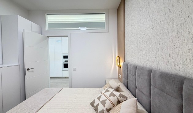 Resale - Apartment -
Torrevieja - Playa del Cura