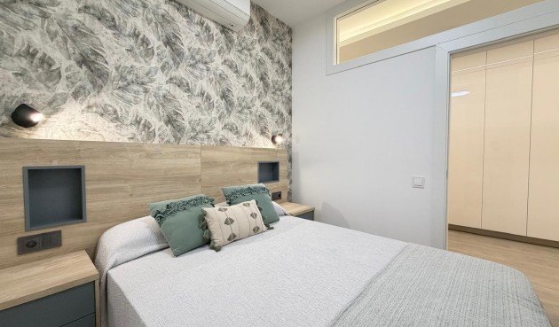 Resale - Apartment -
Torrevieja - Playa del Cura