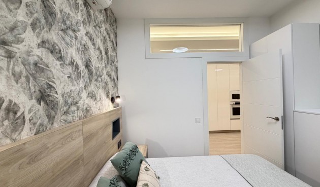 Resale - Apartment -
Torrevieja - Playa del Cura