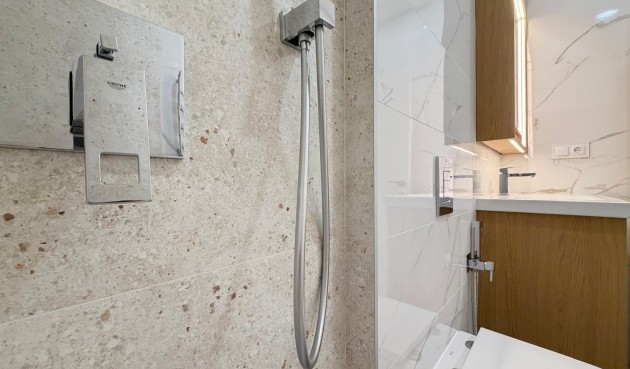 Resale - Apartment -
Torrevieja - Playa del Cura