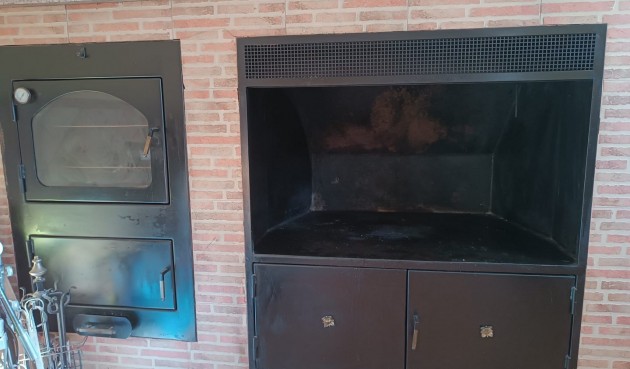 Resale - Villa -
Yecla - Inland