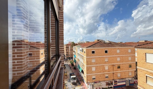 Resale - Apartment -
Torrevieja - Playa del Cura