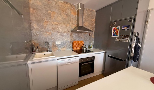 Resale - Bungalow -
Orihuela Costa - La Zenia