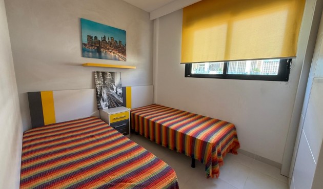 Resale - Bungalow -
Orihuela Costa - La Zenia