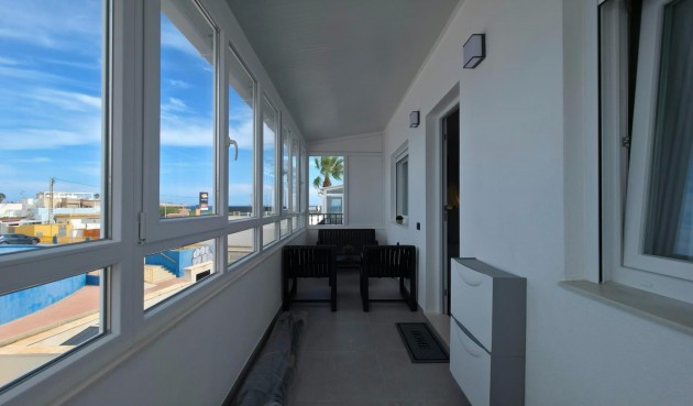 Resale - Bungalow -
Torrevieja - Zona Los Frutales
