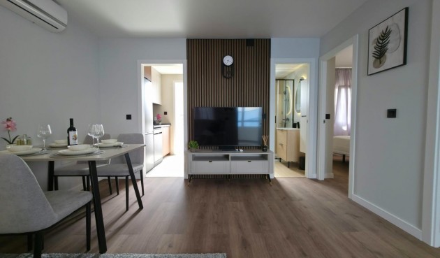 Resale - Bungalow -
Torrevieja - Zona Los Frutales