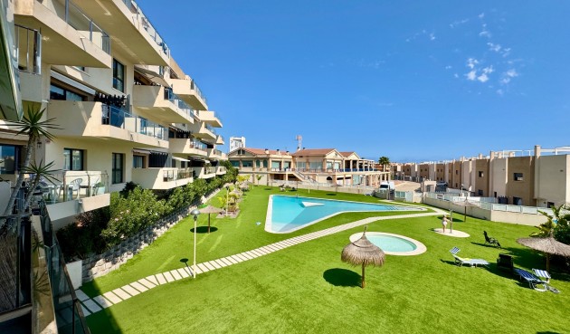 Reventa - Apartment -
Orihuela - Inland