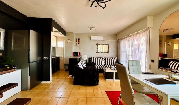 Resale - Apartment -
Torrevieja - Costa Blanca