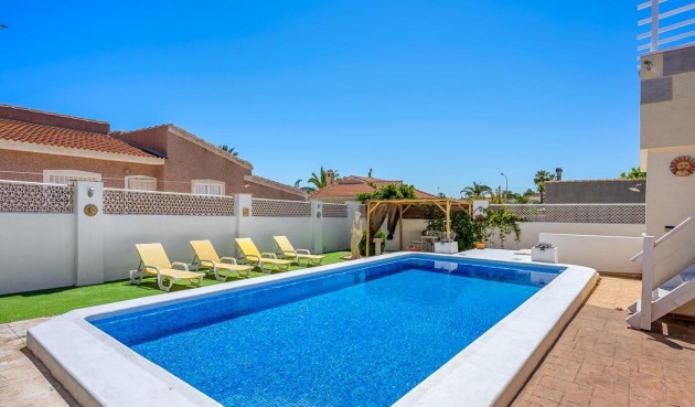 Resale - Villa -
Ciudad Quesada - Costa Blanca