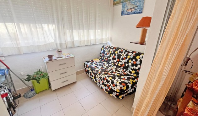 Resale - Apartment -
Guardamar del Segura - Centro