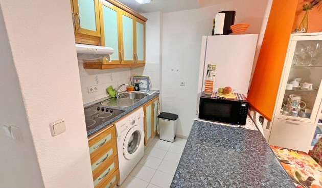 Resale - Apartment -
Guardamar del Segura - Centro