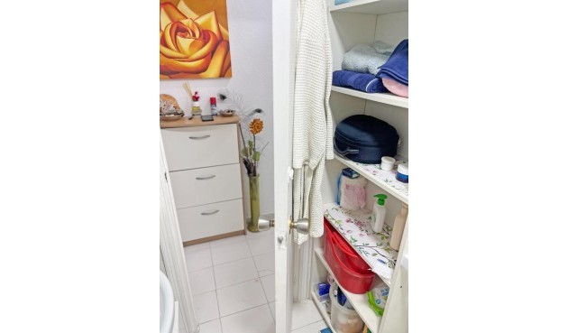 Resale - Apartment -
Guardamar del Segura - Centro