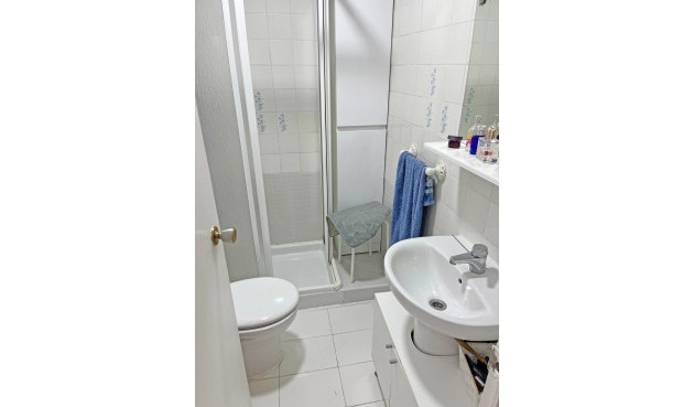 Resale - Apartment -
Guardamar del Segura - Centro