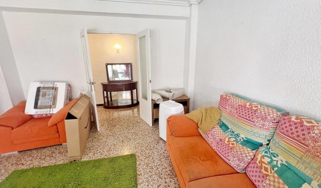 Resale - Apartment -
Guardamar del Segura - Centro